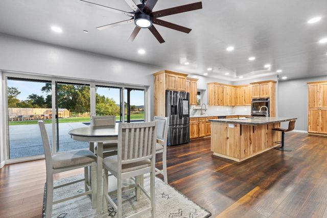 11369 Loma Rica Rd, Marysville, CA 95901