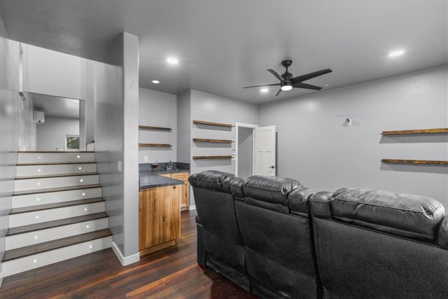 11369 Loma Rica Rd, Marysville, CA 95901