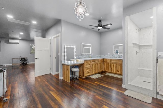 11369 Loma Rica Rd, Marysville, CA 95901