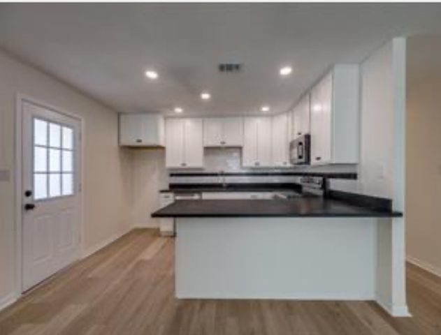 1721 W Walker Street, Denison, TX 75020