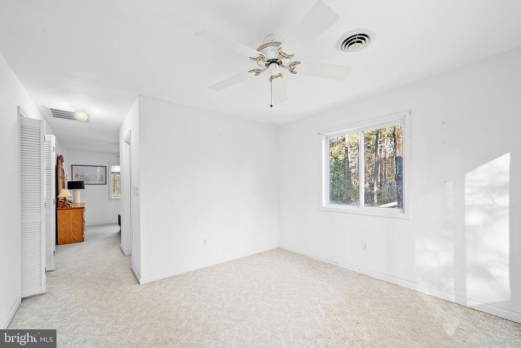 Image 29 of property listing at 29 PINEHURST RD, Ocean Pines, MD 21811