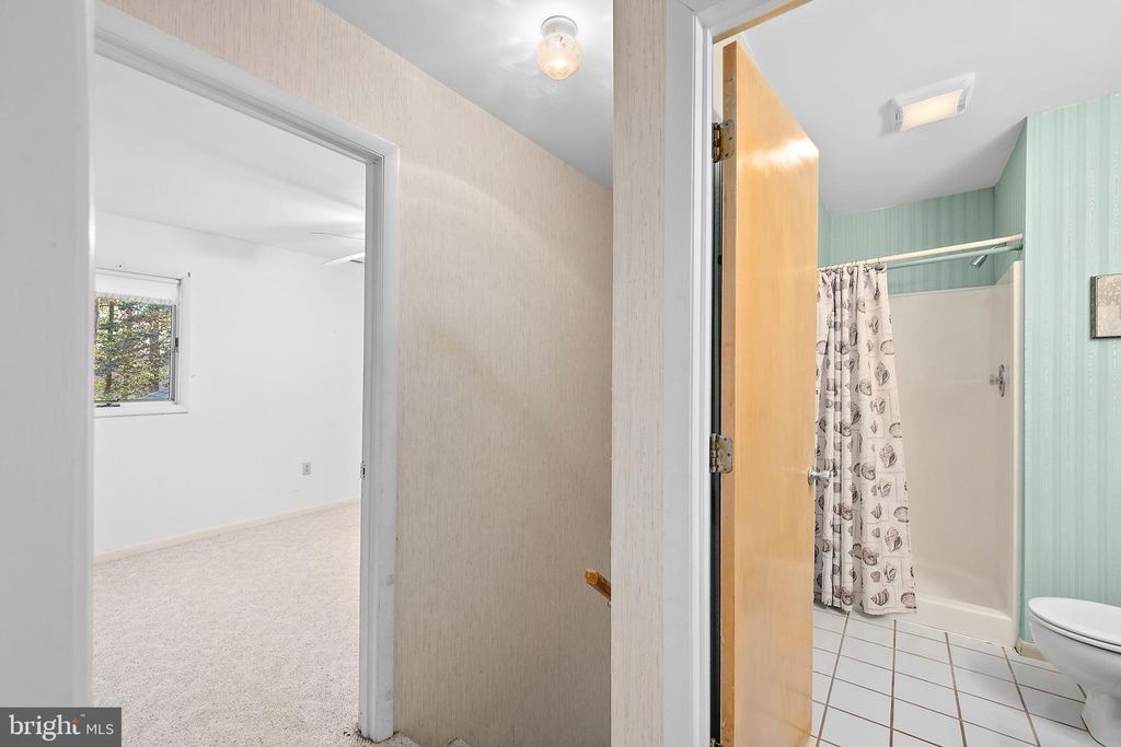 Image 32 of property listing at 29 PINEHURST RD, Ocean Pines, MD 21811