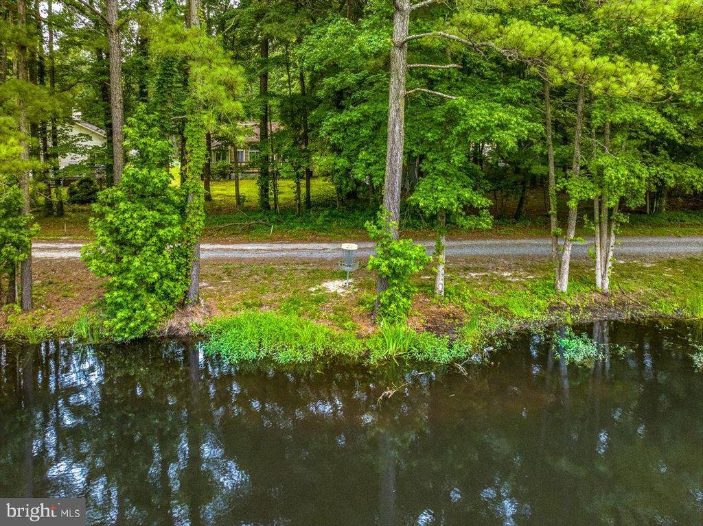 Image 63 of property listing at 29 PINEHURST RD, Ocean Pines, MD 21811