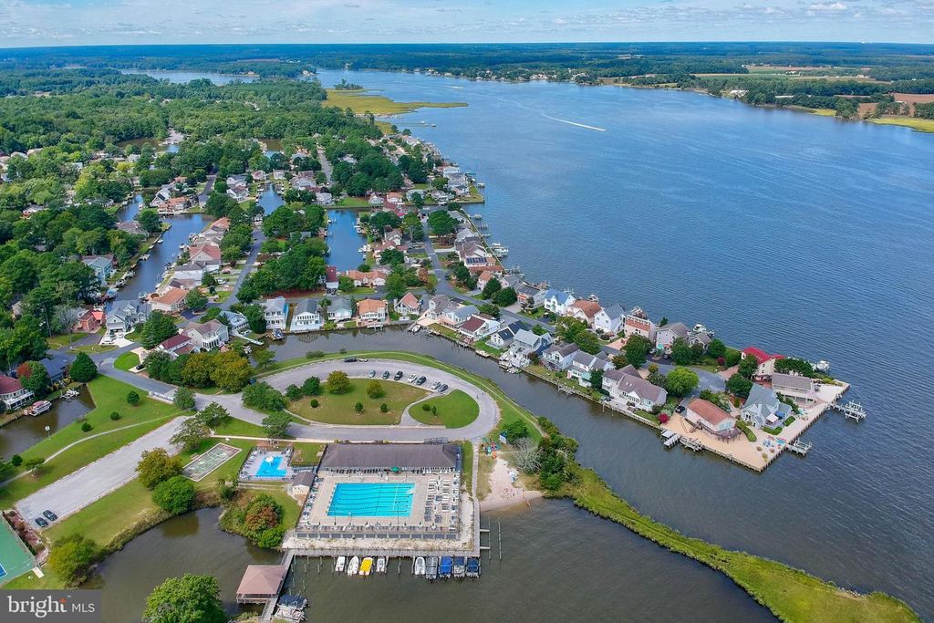 Image 67 of property listing at 29 PINEHURST RD, Ocean Pines, MD 21811