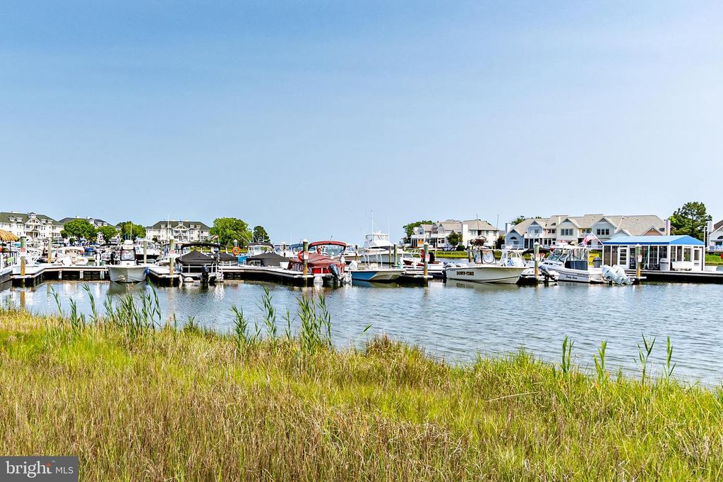 Image 83 of property listing at 29 PINEHURST RD, Ocean Pines, MD 21811