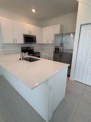 692 SE 13th Court, Homestead, FL 33034