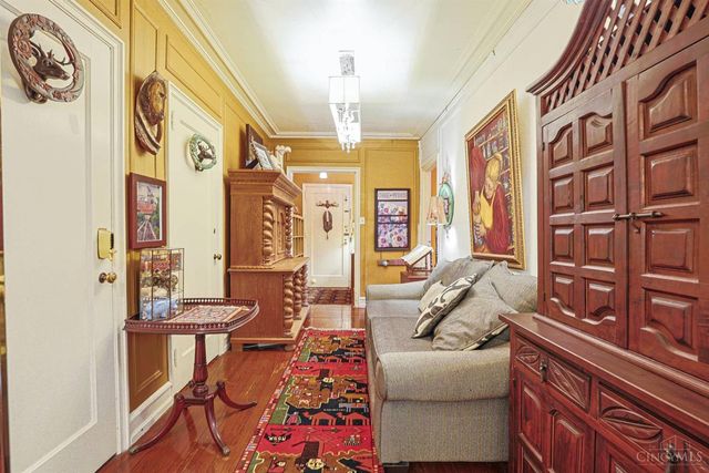 3900 Rose Hill Avenue, Cincinnati, OH 45229