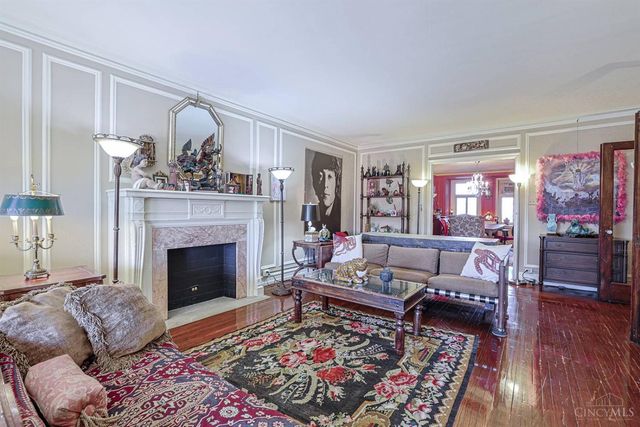 3900 Rose Hill Avenue, Cincinnati, OH 45229