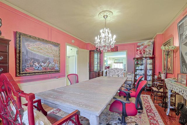 3900 Rose Hill Avenue, Cincinnati, OH 45229
