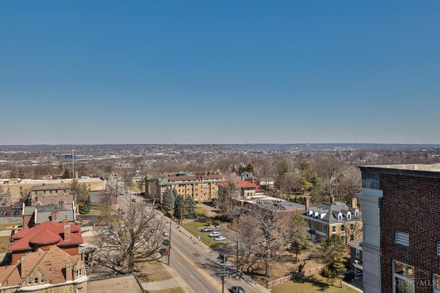 3900 Rose Hill Avenue, Cincinnati, OH 45229