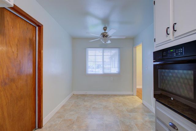 2126 Monticello Ave, Modesto, CA 95350