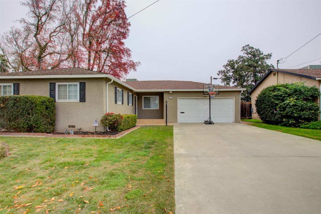 2126 Monticello Ave, Modesto, CA 95350