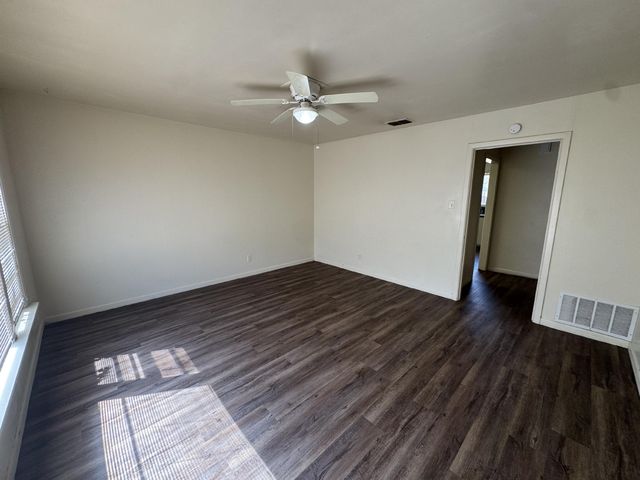5402 22nd Street, Lubbock, TX 79407