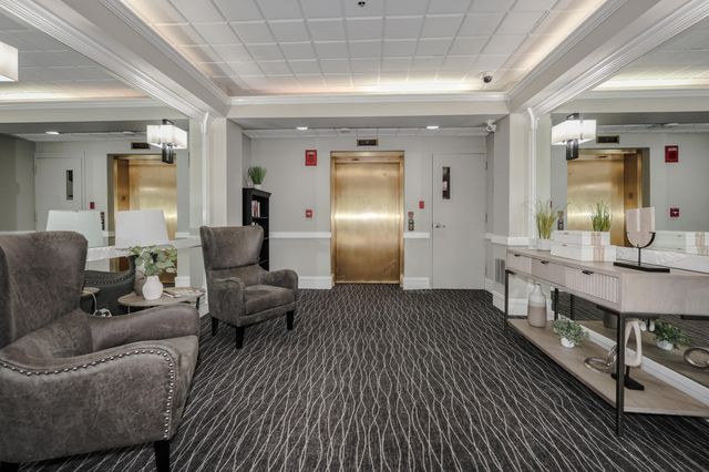 10 Mountain Laurels Dr Apt 408, Nashua, NH 03062