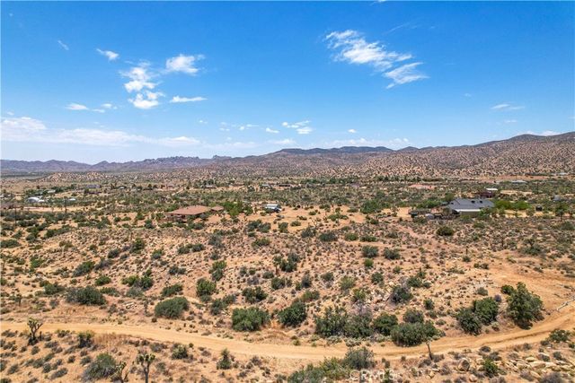 51098 Geronimo Trail, Pioneertown, CA 92286