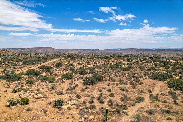 51098 Geronimo Trail, Pioneertown, CA 92286