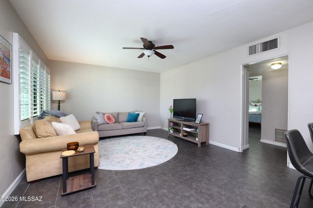 1909 E 8th Street, Tucson, AZ 85719