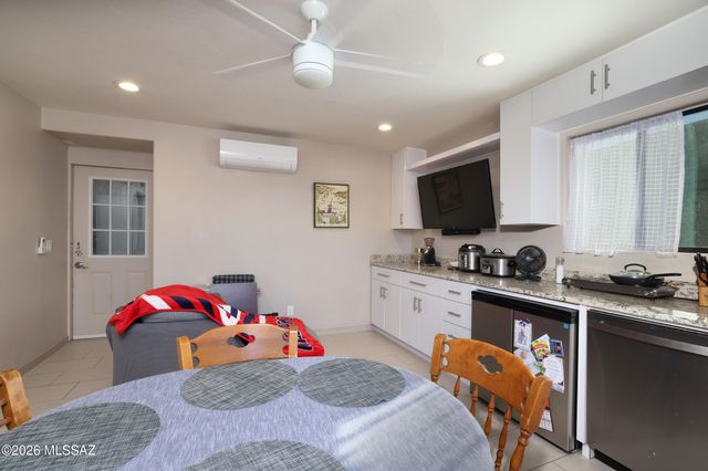 1909 E 8th Street, Tucson, AZ 85719