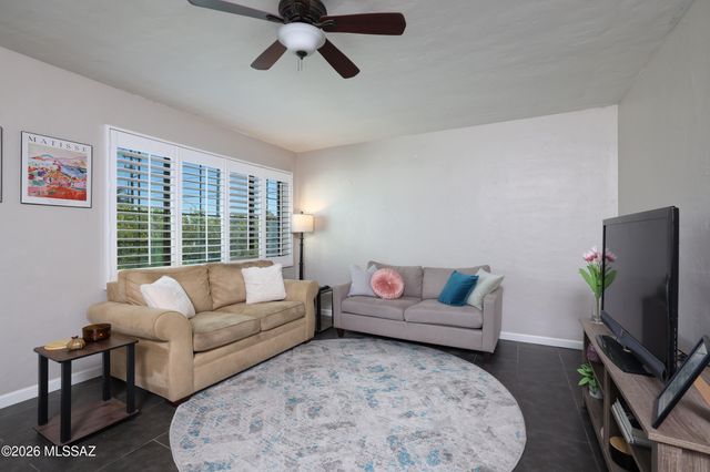 1909 E 8th Street, Tucson, AZ 85719