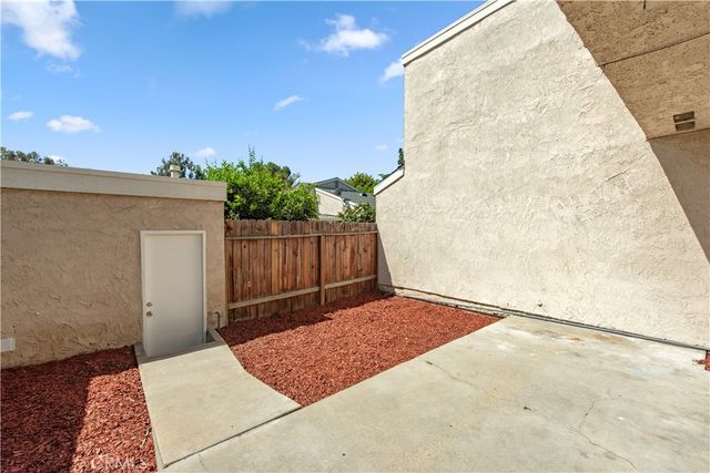 1237 W 6th, Ontario, CA 91762