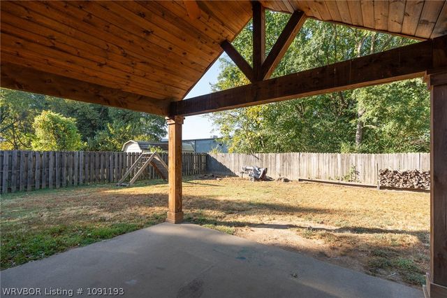 917 Fairview Lane, Greenwood, AR 72936
