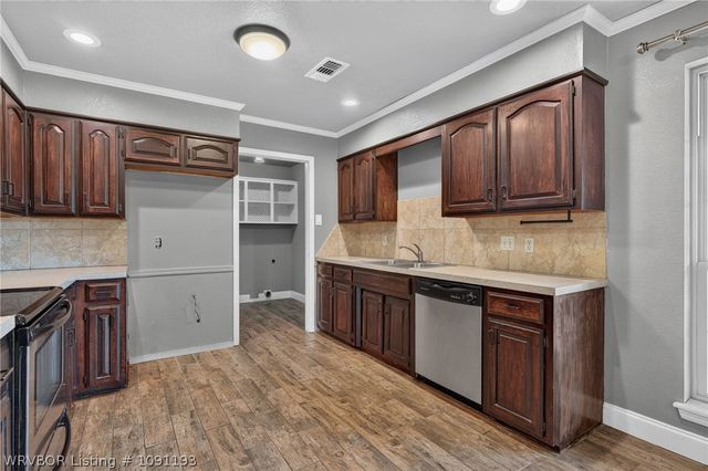 917 Fairview Lane, Greenwood, AR 72936
