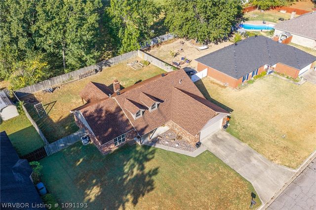 917 Fairview Lane, Greenwood, AR 72936