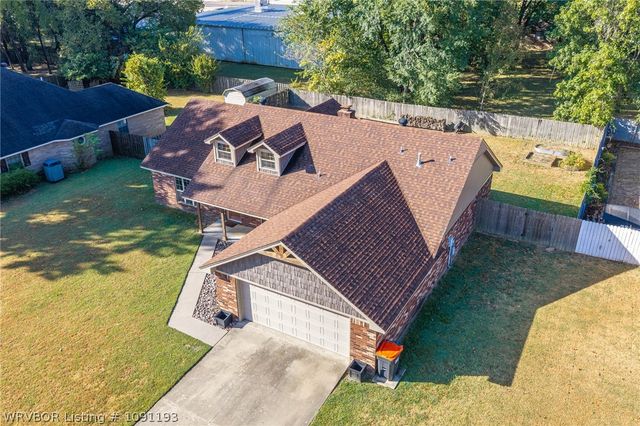 917 Fairview Lane, Greenwood, AR 72936