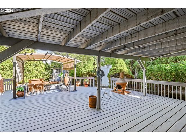 2330 Se PALOMA Dr, Gresham, OR 97080