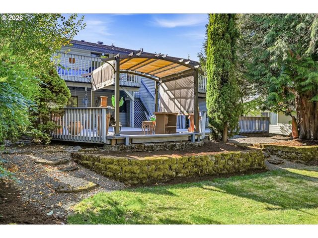 2330 Se PALOMA Dr, Gresham, OR 97080