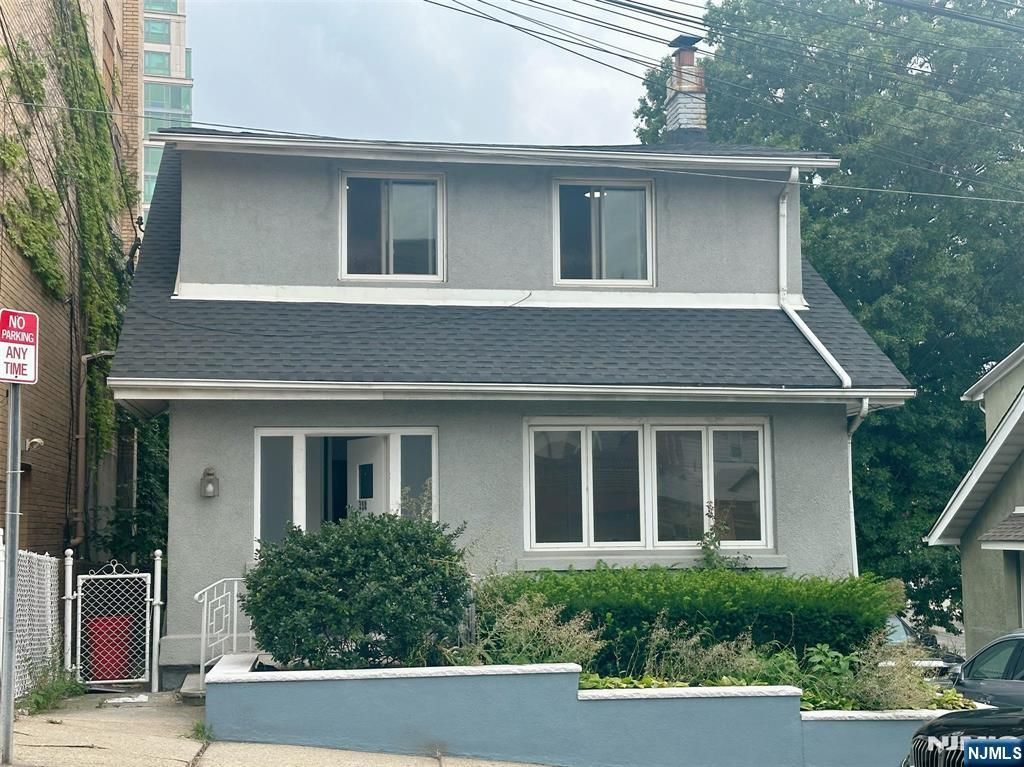 358 Lafayette Avenue 1, Cliffside Park, NJ 07010