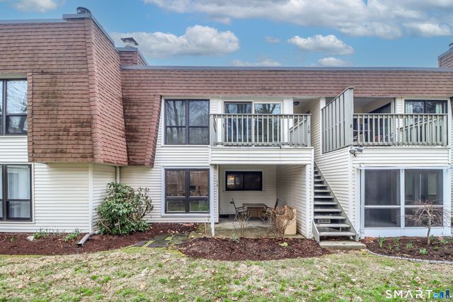 12 Hulls Highway 12, Fairfield, CT 06890