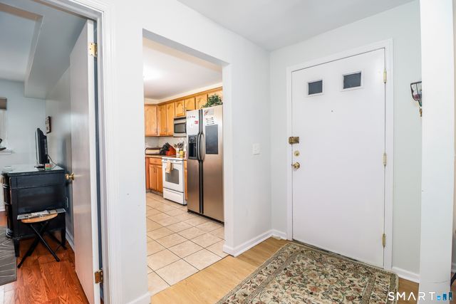 12 Hulls Highway 12, Fairfield, CT 06890