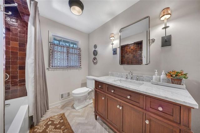 940 Oakdale Road, Canton, GA 30114