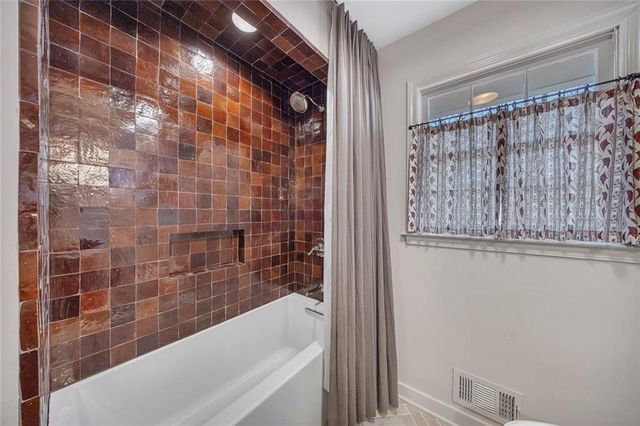 940 Oakdale Road, Canton, GA 30114