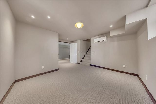 940 Oakdale Road, Canton, GA 30114