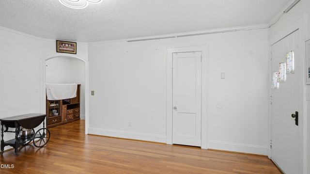 325 W Gilbreath Street, Graham, NC 27253