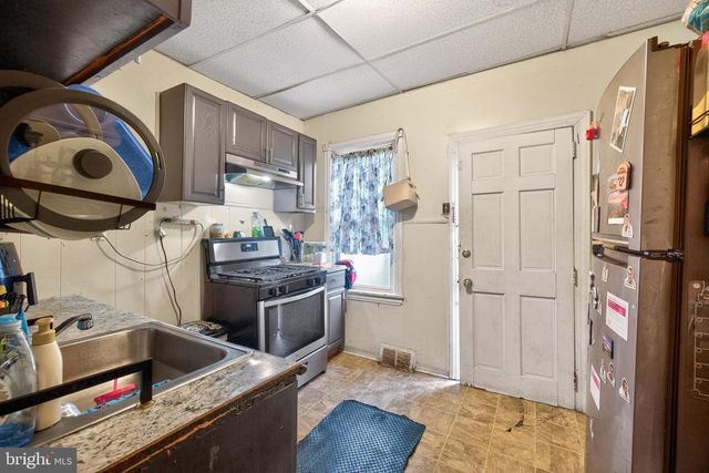 2220 N TATNALL ST, Wilmington, DE 19802