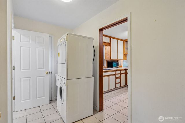 4223 Robin Road W, University Place, WA 98466