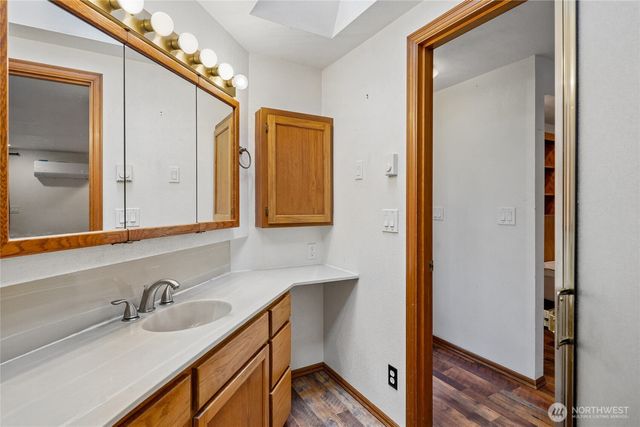 4223 Robin Road W, University Place, WA 98466