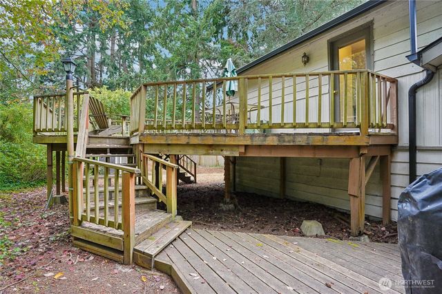 4223 Robin Road W, University Place, WA 98466