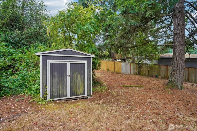 4223 Robin Road W, University Place, WA 98466