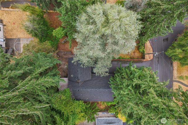 4223 Robin Road W, University Place, WA 98466