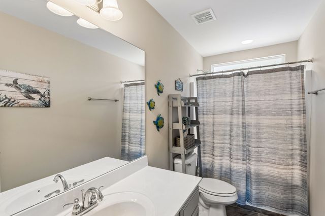 6026 Enclave Dr, Murfreesboro, TN 37128