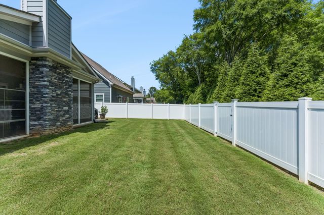 6026 Enclave Dr, Murfreesboro, TN 37128