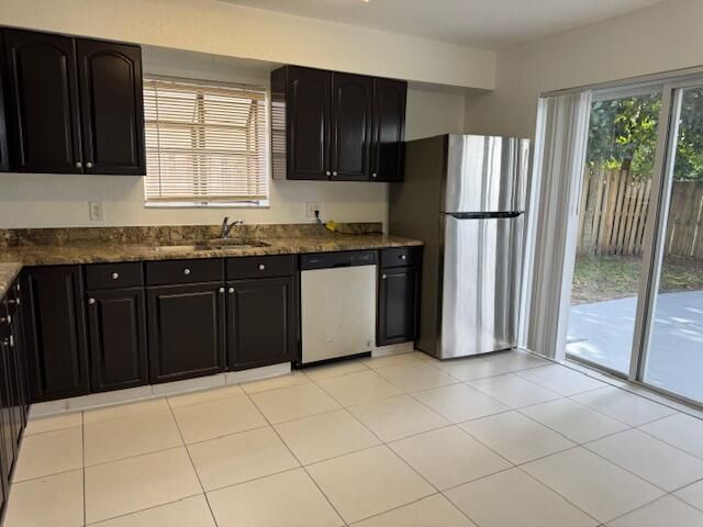 6008 Strawberry Fields Way, Lake Worth, FL 33463