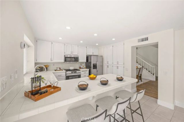 59 Fuente, Rancho Santa Margarita, CA 92688