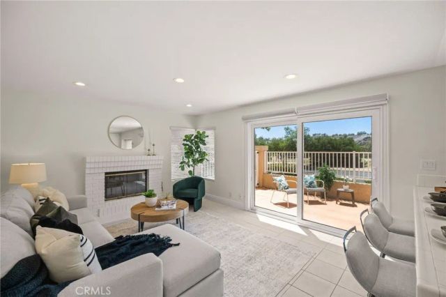 59 Fuente, Rancho Santa Margarita, CA 92688
