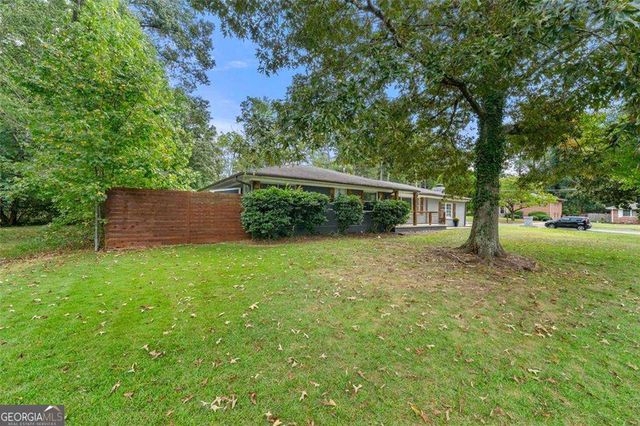 2268 Shamrock Drive, Decatur, GA 30032