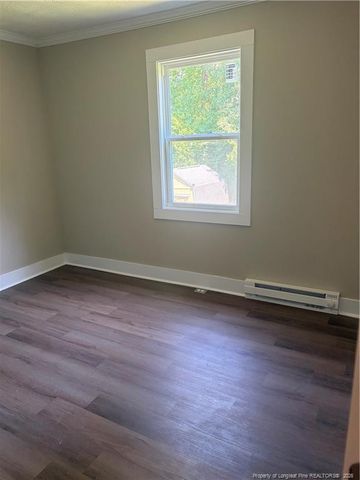 523 Oakwood Avenue, Raeford, NC 28376